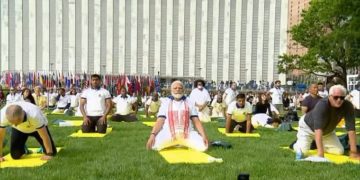 پی ایم مودی نے اقوام متحدہ میں تاریخی یوگا سیشن کی قیادت کی