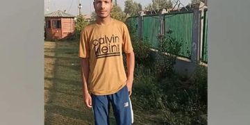 کپواڑہ کے شاہد رفیق نے دسویں جماعت کے نتائج میں شاندار کارکردگی کا مظاہرہ کیا