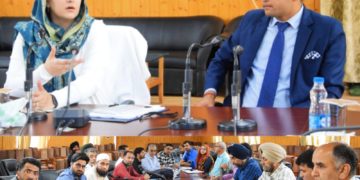 ویمارش آرین نے بارہمولہ کا دورہ کیا اور اے ڈی پی کے تحت پیش رفت کاجائزہ لیا