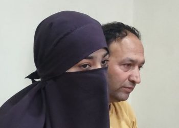 سرینگر کی نیٹ کوالیفائر اور حافظ قرآن بصرہ معراج سے ملیں