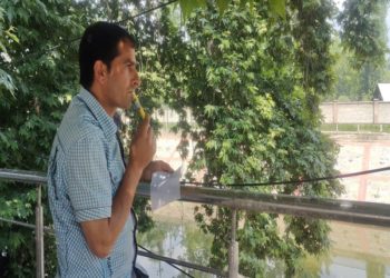 معروف کشمیری گیت نگار ساغر نذیر تازہ ترین گانے ’بویا عام بیری بیری نداس‘ کی دھوم