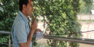 معروف کشمیری گیت نگار ساغر نذیر تازہ ترین گانے ’بویا عام بیری بیری نداس‘ کی دھوم