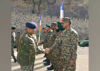  آرمی چیف منوج پانڈے  کا لداخ دورہ کیا