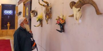 سری نگر کے کشمیر آرٹ ایمپوریم میں بون کارونگ کی دو روزہ نمائش کا انعقاد
