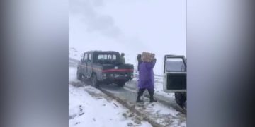 کرگل میں غیر متوقع برف باری، ماہرین بھی حیران