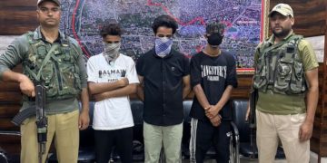 سری نگر میں 2 نوجوانوں کو چھرا گھونپنے کے الزام میں 3 گرفتار:پولیس