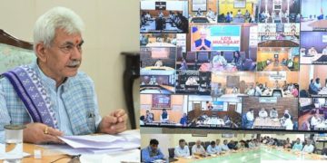 ایل جی سے ملاقات پروگرام کے تحت شہریوں کی شکایات کا ازالہ کیا