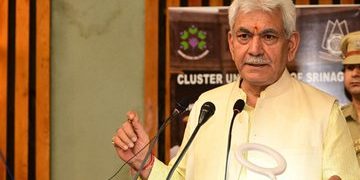 سرینگر میں 30سال بعد پہلی بار 8محرم کو جلوس پرا من طریقہ سے نکالا گیا جس پر مجھے خوشی / منوج سنہا