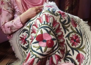معدوم ہونے والے کشمیری قالین ’نمدہ‘کو نئی زندگی ملی