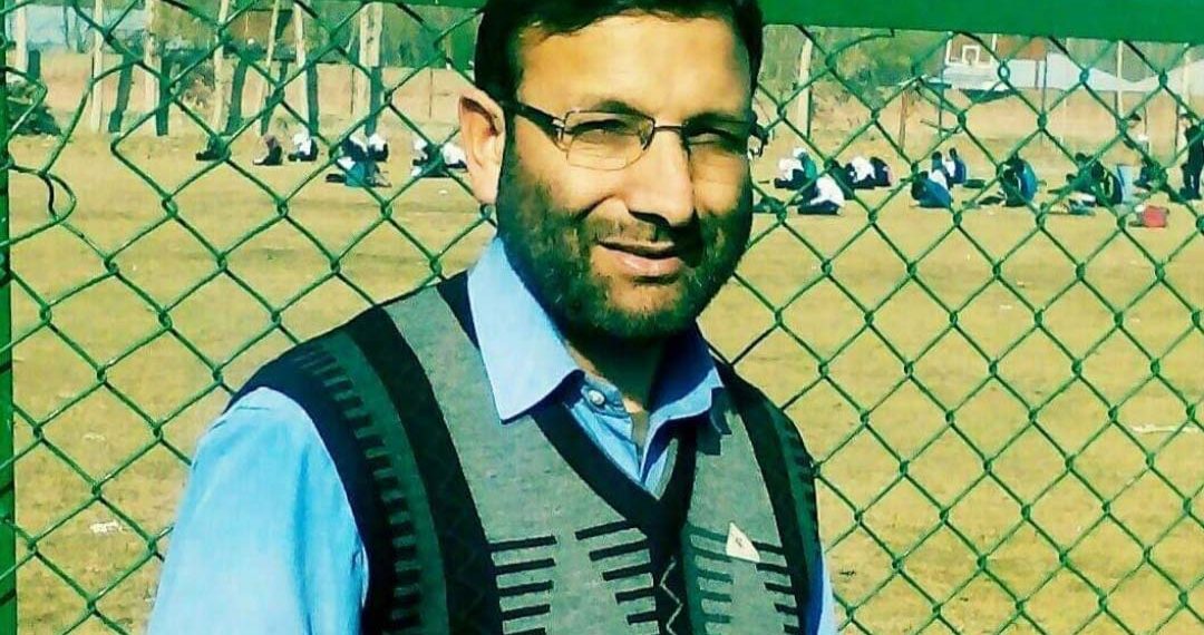 ریاض احمد میر۔۔   استاد, مصنف اور زندہ دل انسان