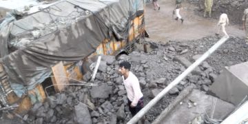 بدلتے ماحولیاتی نظام کا خمیازہ اٹھاتا انسان