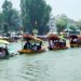 سرینگر کی ڈل جھیل پر ترنگا شکارا ریلی کا انعقاد