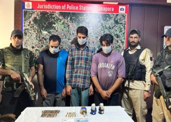 سرینگر میں ٹی آر ایف سے وابستہ تین عسکریت معاونین گرفتار،پولیس