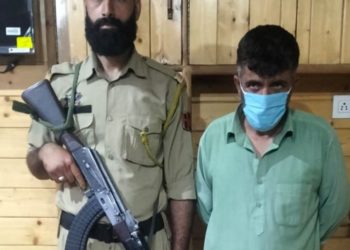 بارہمولہ میں جعلی ڈی ایس پی کا روپ دھارنے والا دھوکہ باز گرفتار: پولیس
