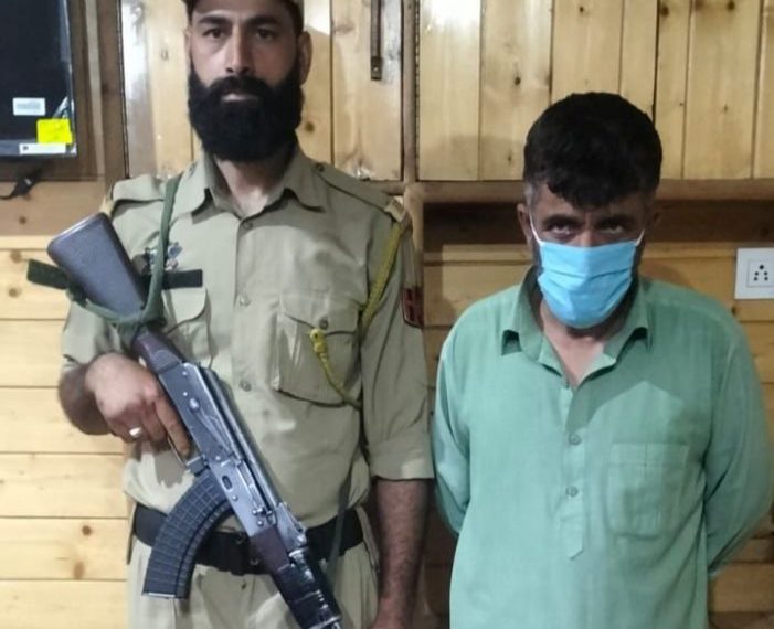 بارہمولہ میں جعلی ڈی ایس پی کا روپ دھارنے والا دھوکہ باز گرفتار: پولیس