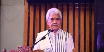 دفعہ 370 کی تنسیخ کے بعد عام آدمی کا اپنی مرضی سے جینا سب سے بڑی تبدیلی: منوج سنہا
