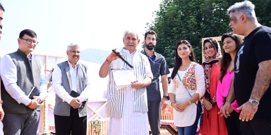 نئی فلم پالیسی کے آغاز کے بعد جموں و کشمیر میں 300 سے زیادہ فلموں شوٹنگ ہوئی۔ منوج سنہا