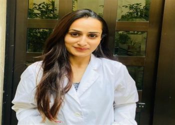 مالٹا کی سنگل سیل لائبریری کی تیاری کا حصہ بننے والی پہلی کشمیری سیرت مقصود سے ملیں
