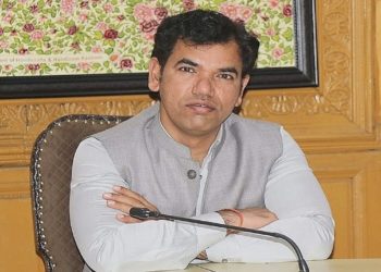 دفاتر کو اِی ۔ آفس میں مکمل طو رپر تبدیل کریں۔ صوبائی کمشنر کشمیر کی اَفسران کو ہدایت