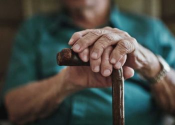 کیا خطا ہے کہ پنشن نہیں ملتی؟