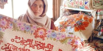 رضیہ سلطان ۔۔۔۔ جنہوں نے دستکاری کی دنیا میں اپنا روشن مقام بنایا