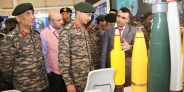 جموں میں نارتھ ٹیک سمپوزیم میں فوج نے نئی دفاعی ٹیکنالوجی، ہتھیاروں کی نمائش کی