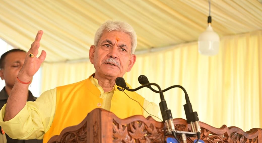 ترقی ہمارا عزم ہے۔ یہ ہمارا مذہب ہے۔ منوج سنہا