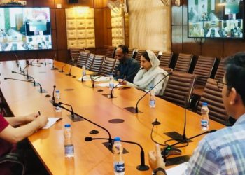 حکومت کی نقل مکانی کرنے والے قبائلی کنبوں کیلئے ٹرانسپورٹ کے اِنتظامات 