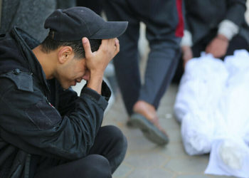 اسرائیل کی غزہ میں عمارت پر بمباری، ایک ہی خاندان کے 76 افرادہلاک