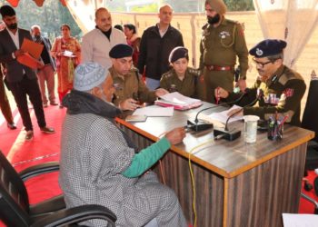 ڈی جی پی کا شکایات کے ازالے کا پروگرام؛ 237 شکایات سنیں