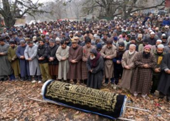 گانتھ مولہ بارہمولہ میں سبکدوش پولیس آفیسر ملی ٹٔنٹوں کی فائرنگ کے نتیجے میں از جاں