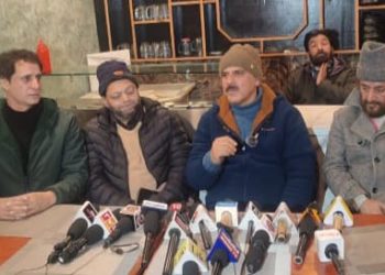   موسیقاروں اور پرفارمنگ آرٹسٹوں نے کیا سرینگر میں پریس کانفرینس کا انعقاد