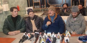    موسیقاروں اور پرفارمنگ آرٹسٹوں نے کیا سرینگر میں پریس کانفرینس کا انعقاد
