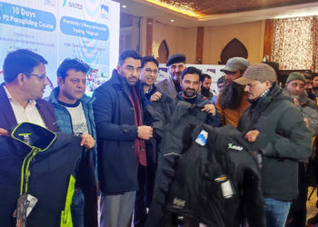 جموں  وکشمیر محکمہ سیاحت نے’ اِنٹرنیشنل مائونٹین ڈے ‘منایا