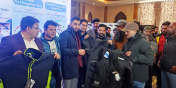 جموں  وکشمیر محکمہ سیاحت نے’ اِنٹرنیشنل مائونٹین ڈے ‘منایا