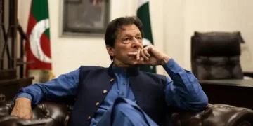 پاکستان:عمران خان کے کاغذات نامزدگی دوحلقوں سے مسترد