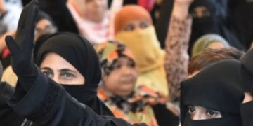 مسلمان اپنی بیٹیوں کو جائیداد میں حصہ دیں: مسلم پرسنل لا بورڈ