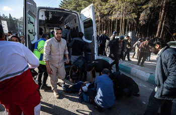 ایران میں جنرل سلیمانی کی یاد میں تقریب، ’دہشت گرد حملوں‘ میں 100 سے زائد ہلاک