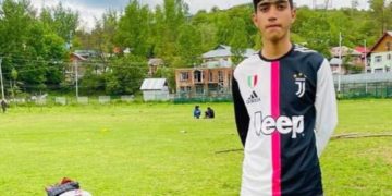 کپواڑہ کے 14 سالہ لڑکے نے قومی فٹ بال کپ  میں جگہ بنائی