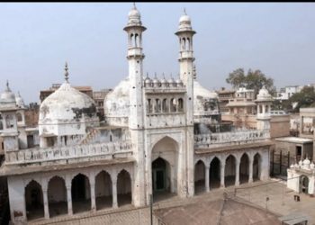 گیانواپی کے تہہ خانے میں پوجا کی نظم کرنے کی ہدایت