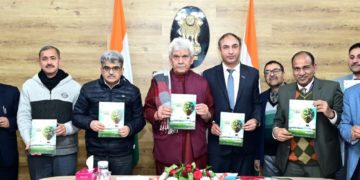 لیفٹیننٹ گورنر نے سکاسٹ کشمیر کی 34 ویں یونیورسٹی کونسل میٹنگ کی صدارت کی