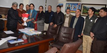 منصوبہ بندی محکمہ کے نئے ترقی پانے والے ڈائریکٹروں کی چیف سیکرٹری سے ملاقات