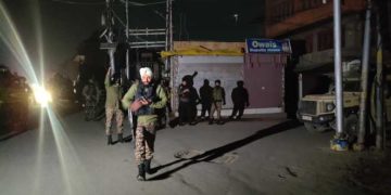 ٹارگیٹ کلنگ: سری نگر میں غیر مقامی شہریوں پر فائرنگ، ایک ہلاک، دوسرا زخمی