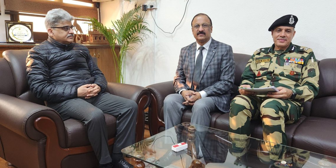 بی ایس ایف نے سوچیت گڑھ میں سرحدی تقریبات کو بڑھانے کے منصوبے کا اعلان کیا