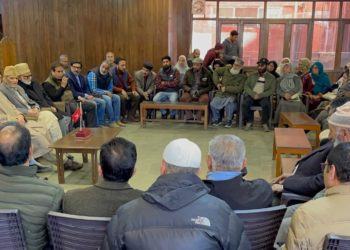 نیشنل کانفرنس انتخابات سے پہلے کسی اتحاد میں شامل نہیں ہوگی:ڈاکٹر فاروق عبد اللہ