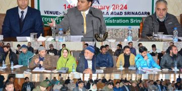 ڈاکٹر پیوش سنگلا نے بینکٹ ہال سری نگر میں ’ میگا عوامی دربار‘ کی صدارت کی