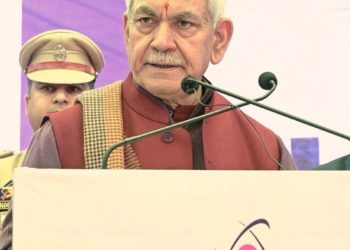 بیرونی سرمایہ کیلئے جموں کشمیر میں کافی گنجائش ، جس سے روزگار کے مواقعے بڑھیں گے ۔ ایل جی