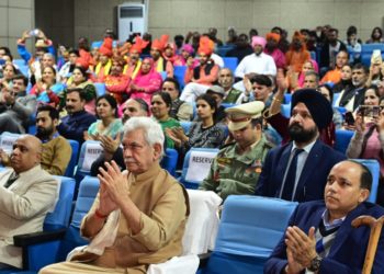 لفٹینٹ گورنر نے جموں میں ’ نیو جے اینڈ کے ۔ نیو ہوپ ‘ ثقافتی میلے کا افتتاح کیا