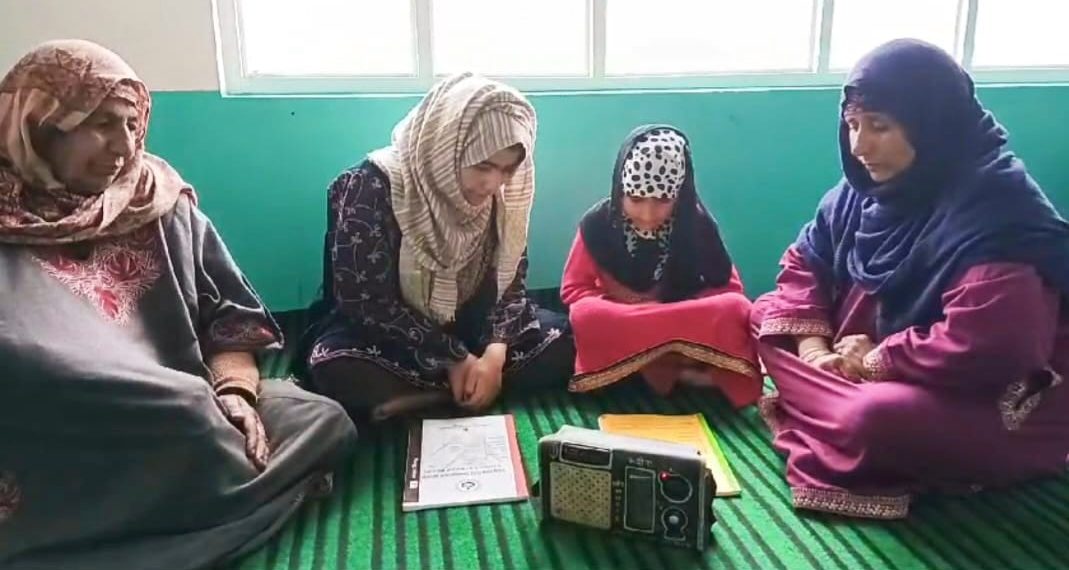 لیفٹیننٹ گورنر نے اِس ماہ کا ریڈیو پروگرام ’ عوام کی آواز‘کو جموں وکشمیر کے غیرمعروف