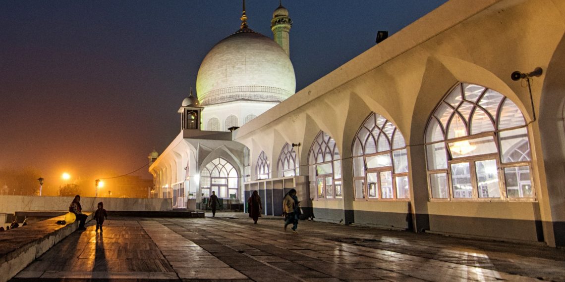 شب برات کی تقریب سعید ،، وادی بھر میں روح پرور اجتماعات کا انعقاد